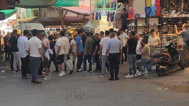 Kusadasinda musteri kapma kavgasi bicaklar cekildi 2 yarali OGANM2uP.jpg