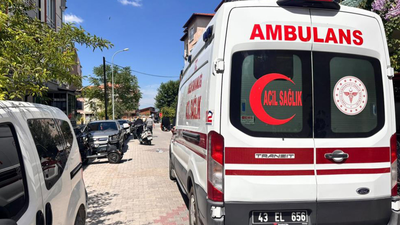 Kütahya Tavşanlı’da otomobil ile motosiklet çarpıştı: 1 yaralı