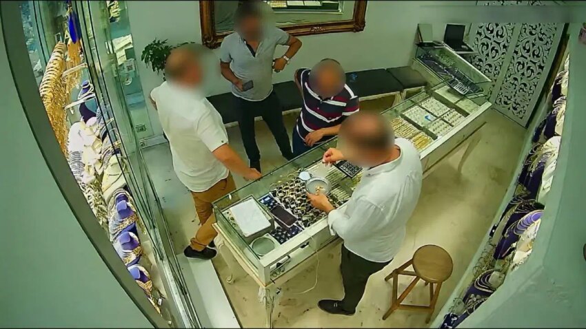 Kuyumculara sahte altin dis satan 4 supheli tutuklandi E97CUteT.jpg