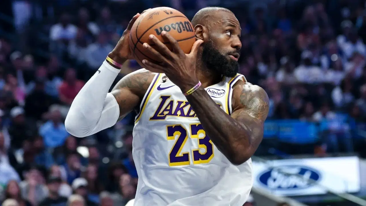 LeBron James’in 76ers’taki forma numarası belli oldu