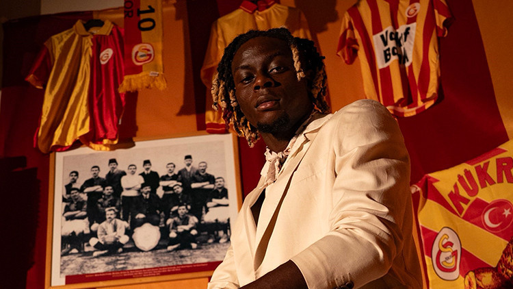 Lesley ugochukwu galatasaraya gelmek bir hayaldi edvLBMdl.jpg