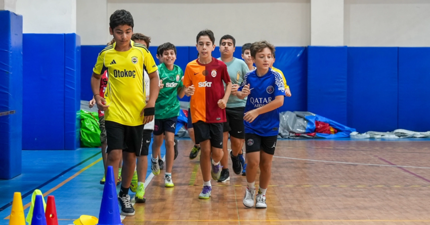 Maltepeli cocuklarin yaz spor heyecani bq5gPAY1.webp