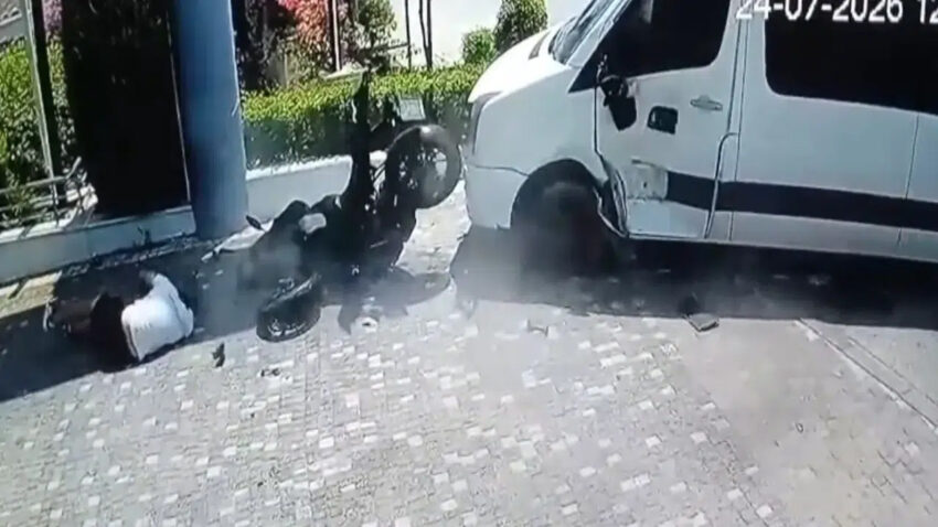 Manavgatta feci carpisma 2 motosiklet surucusu yaralandi 5AhDJ7d7.jpg