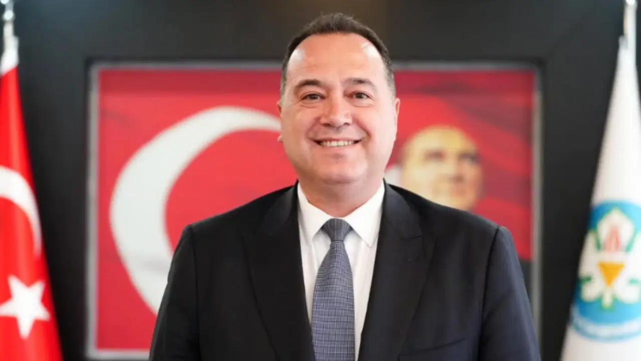 Manisa buyuksehir belediye baskani besim dutlulu chpden istifa etti AhDvhrXs.jpg
