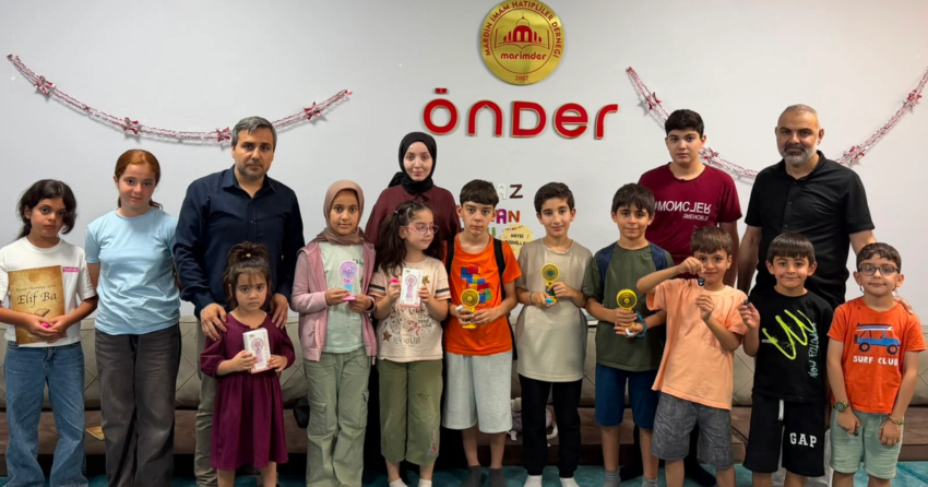 Mardin onderden kuran i kerime gecen miniklere tesvik R2TV6L89.webp
