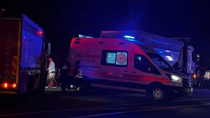Mardinde otomobil ile kamyonun carpistigi kazada 3 kisi oldu 5 kisi yaralandi PRuxxizq.jpg