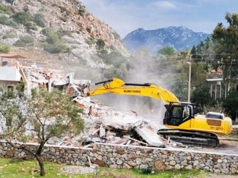 Marmariste yikim krizi belediye ile ak parti karsi karsiya kldiHzyi.jpg