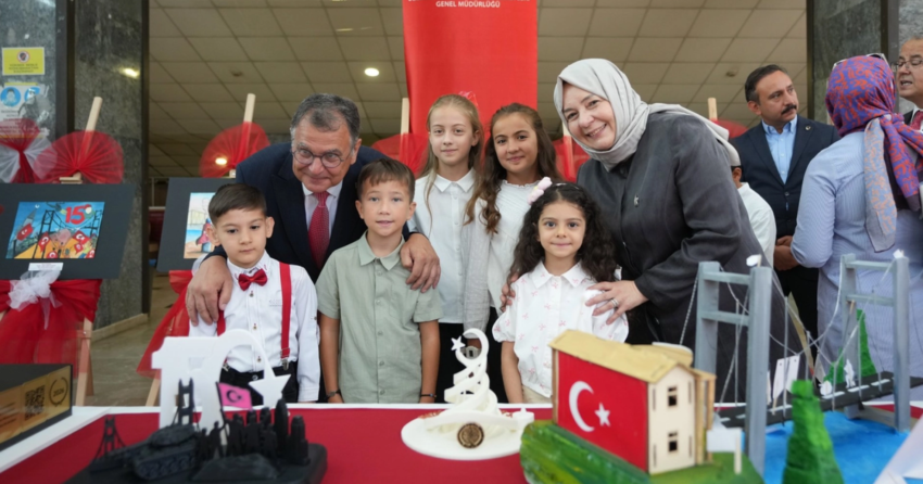 Meb s ra salonunda 15 temmuz sergisi MLD4DBP4.webp