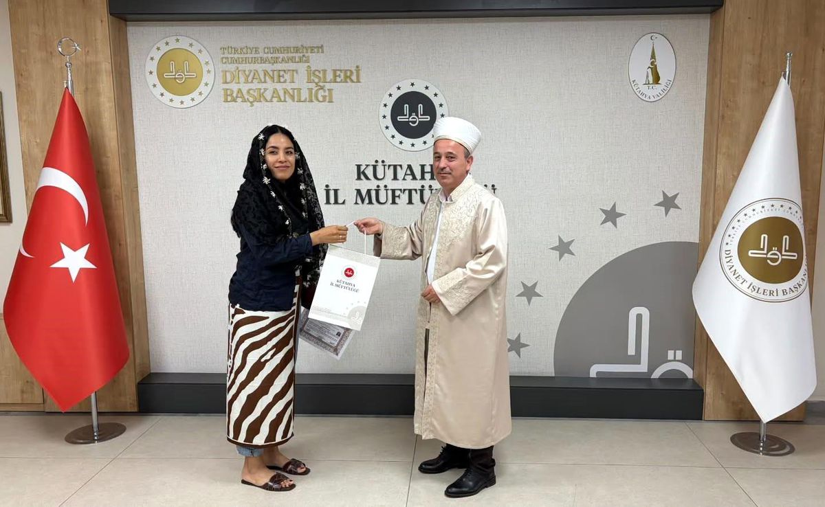 Meksikali rubi musluman olup ayse ismini aldi 9nhpYWAy.jpg