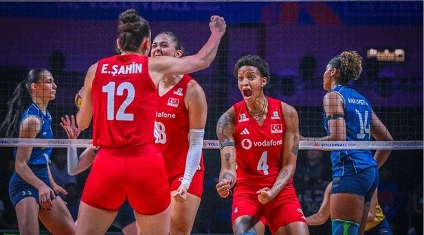 Melissa vargas kimdir kac yasinda aslen nereli iste vargasin hayati ve kariyeri MivUDNMe.jpg