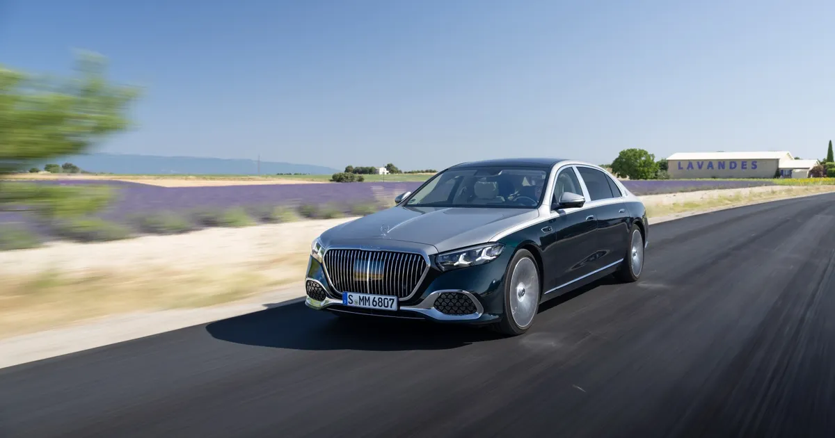 Mercedes-Maybach S-Serisi Baştan Aşağı Yenilendi: Lüks Otomobillerde Konfor ve Teknolojinin Yeni Dönemi