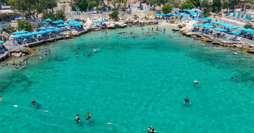 Mersin plajlari tatilcilerin gozdesi oldu 86WIkrRf.webp