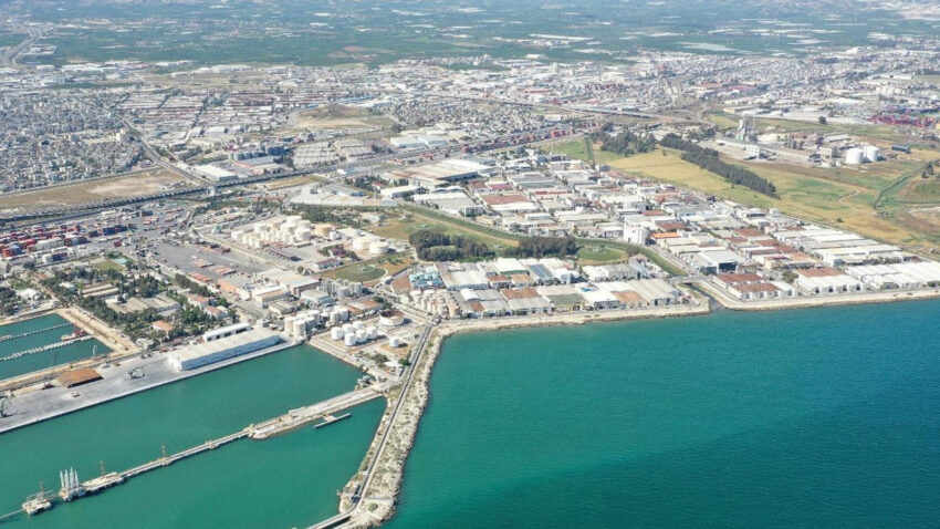 Mersin serbest bolgede gunes enerjisi yukseliyor egYvpnTI.jpg