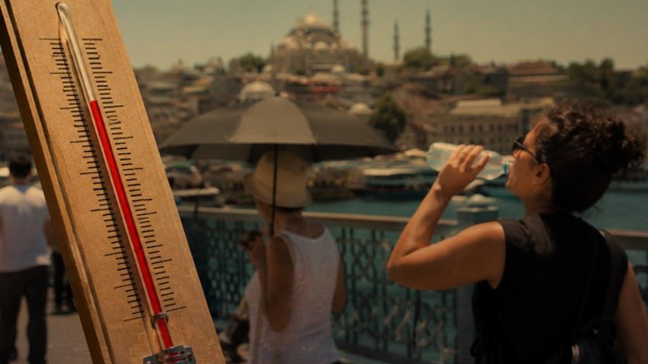 Meteoroloji’den hafta sonu uyarısı! Sıcaklık artıyor, kuvvetli sağanak ve fırtınaya dikkat