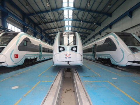 Milli elektrikli tren 22 temmuzda yeni hatta kullanilmaya baslanacak qRp6SJWV.jpg