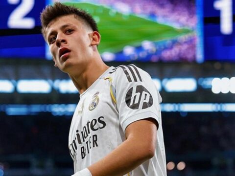 Mourinhonun arda guler planini duyurdular mesut ozil detayi 2x5jwPdc.jpg