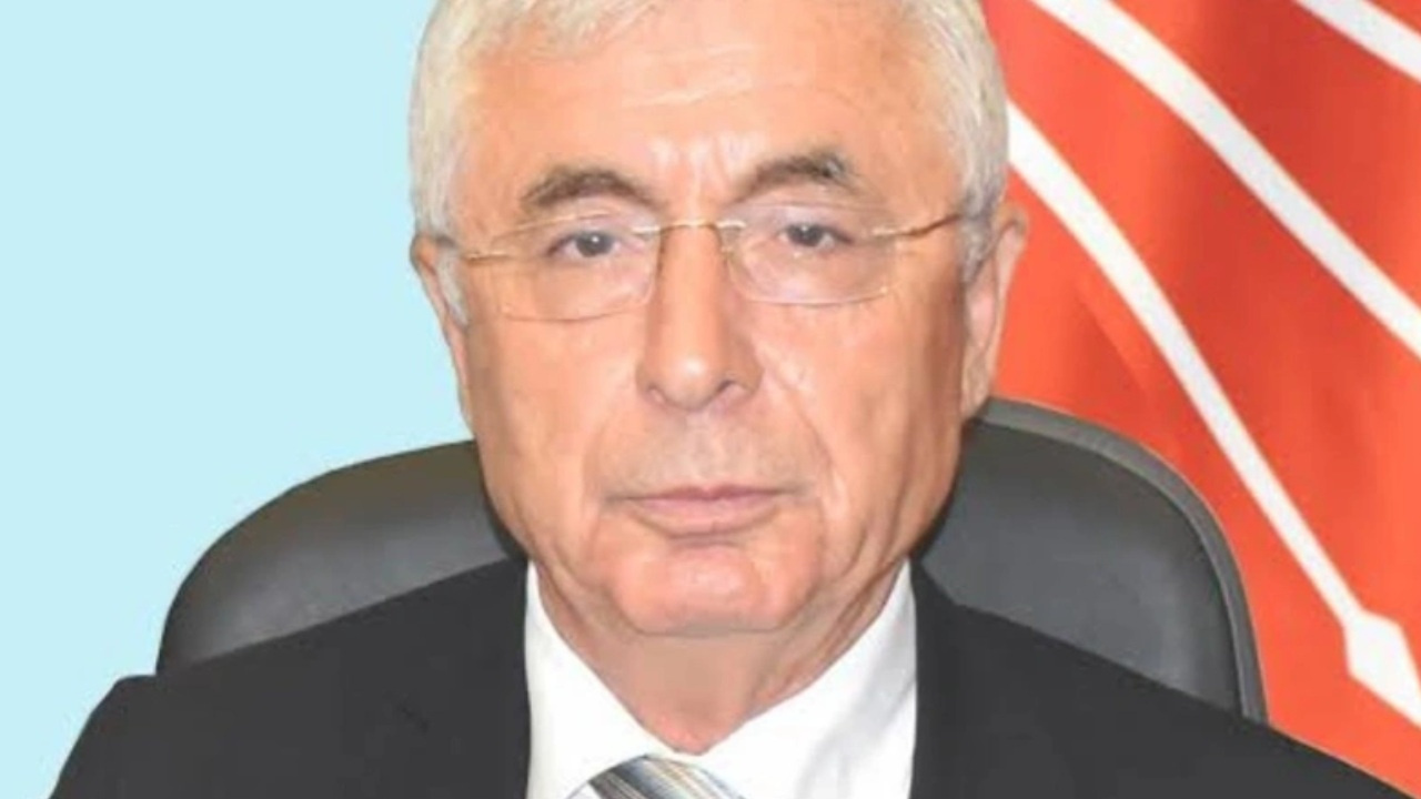 Nail Kamacı YENİ Parti’ye geçti: Pikaçu da CHP’den istifa etti