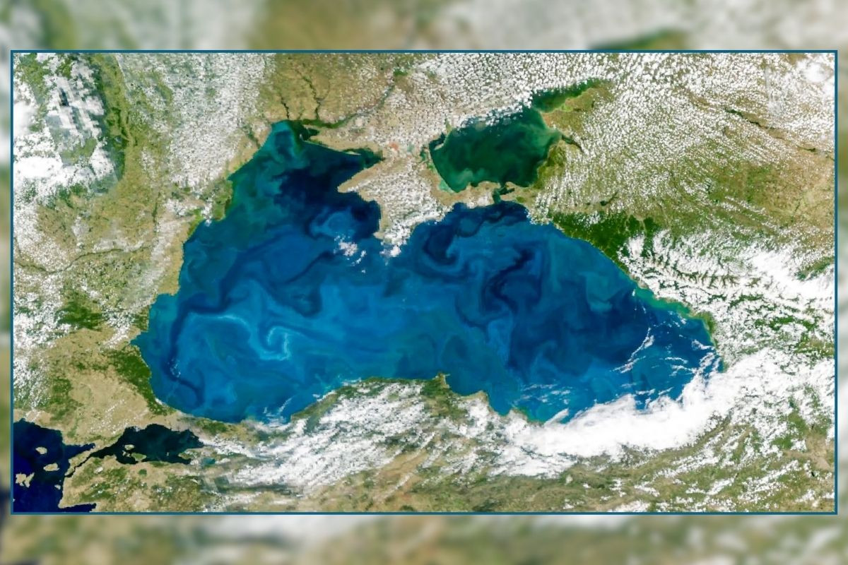 NASA görüntüledi, Karadeniz’in büründüğü turkuaz rengi İstanbul Boğazı’na kadar ulaştı