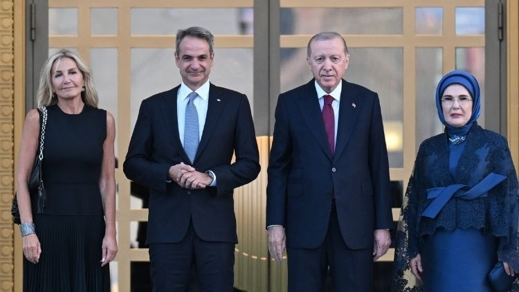 NATO Zirvesi sonrası Miçotakis’ten Cumhurbaşkanı Erdoğan’a kritik mesaj