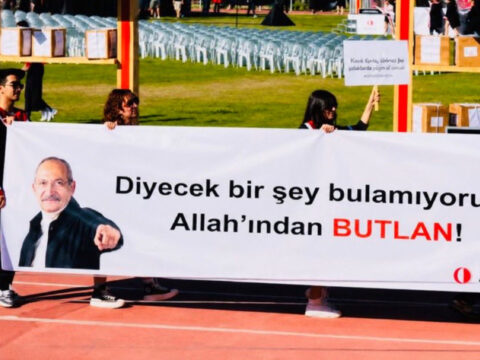 Odtu pankartlari yine olay oldu bu sene erdogan degil kilicdaroglunu yazdilar whJM7iCj.jpg