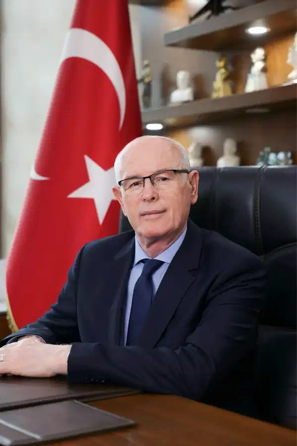 Odunpazarı Belediye Başkanı Kazım Kurt CHP’den istifa etti