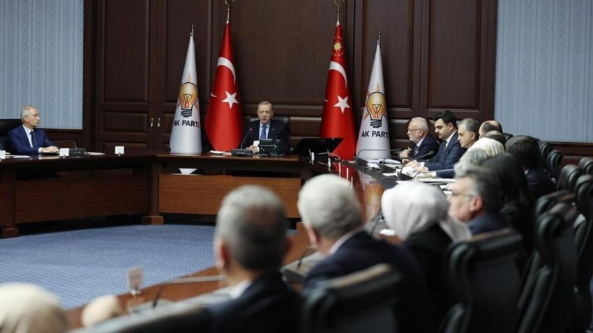 Once myk sonra kabine masada f 35ten ekonomiye kritik basliklar var pXX1DU3K.jpg