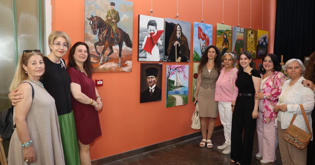 OSMEK kursiyerlerinin bir yıllık emeği sergiye dönüştü