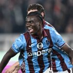 Oulai imzayi atiyor trabzonspora dev bonservis geliri hvrP4Vft.jpg