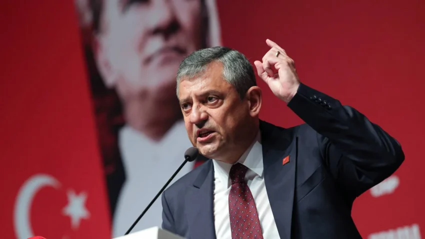 Ozgur ozel 15 temmuzda meclisin acilma fikri bana ait o gun darbeye muhatap olanlar 4E1ekmiK.webp