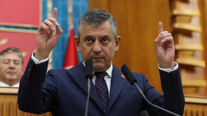 Ozgur ozel sikayete doymamisti yeni partiye ilk tebrigin adresi sasirtmadi EXQpsIb9.jpg