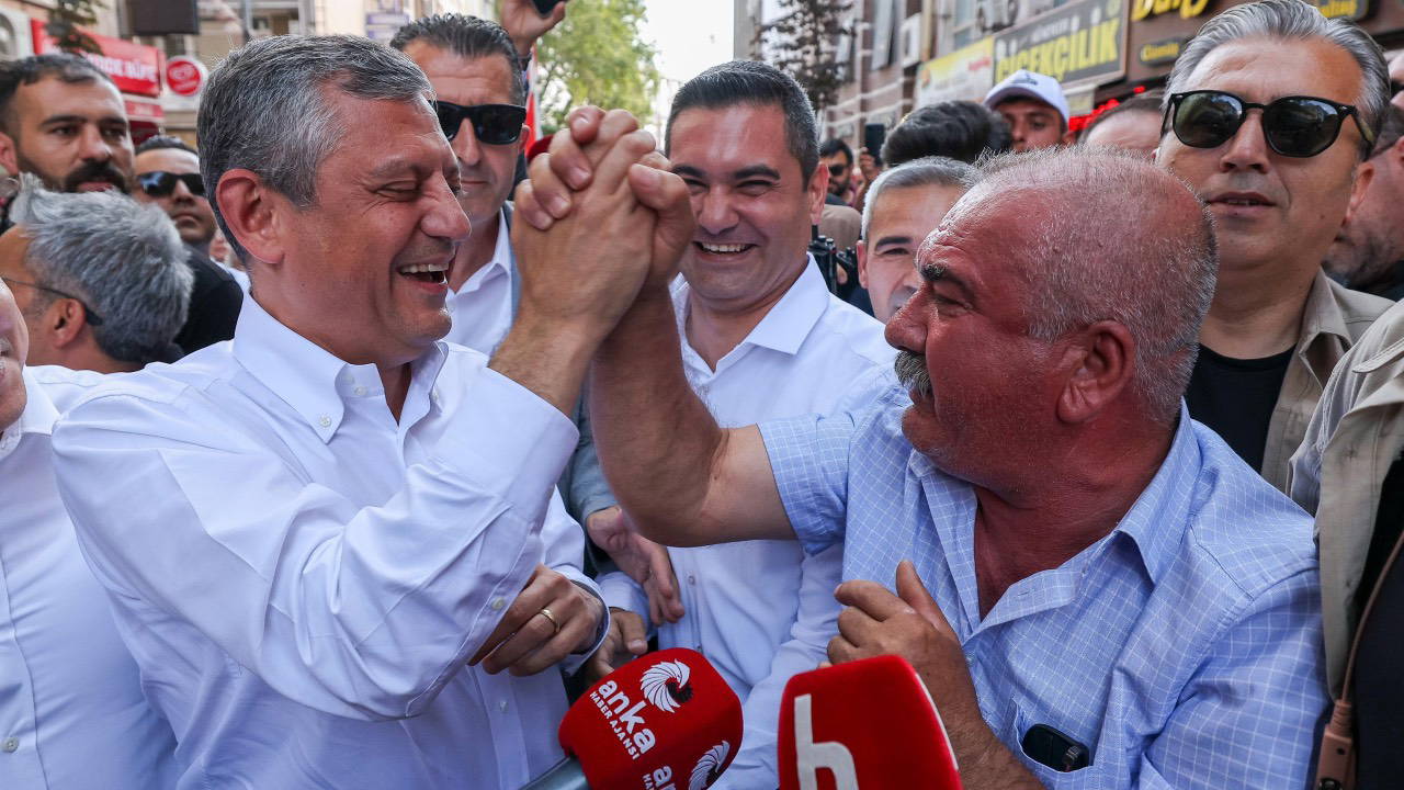 Özgür Özel’den bağış çağrısı: ‘Milletten başka gücümüz de güvencemiz yoktur’