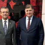 Ozgur ozele izmir soku cemil tugay verdigi sozden dondu XJBLxl6m.jpg