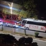 Polis otomobiline carpan yolcu otobusunun soforu alkollu cikti EJUwSSEp.jpg