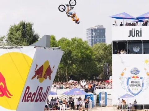 Red bull ucus gununde genclik ruzgari takimlar belli oldu 6gBZDmJE.jpg