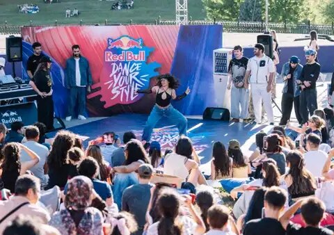 Redbulldanceyourstyle turkiye finalidans tutkunlarinikadikoydebulusturacak ibwnwXD9.jpg