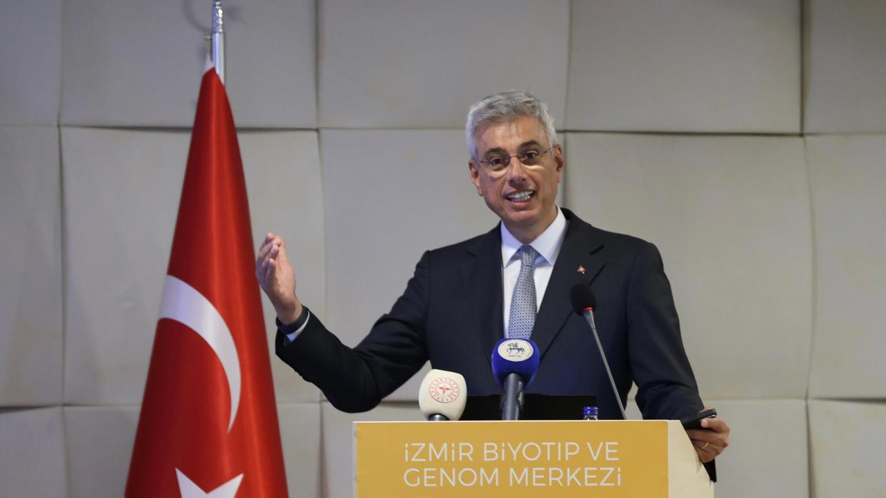 Saglik bakani memisoglundan izmir biyotip ve genom merkezine ziyaret Plq7zh88.jpg