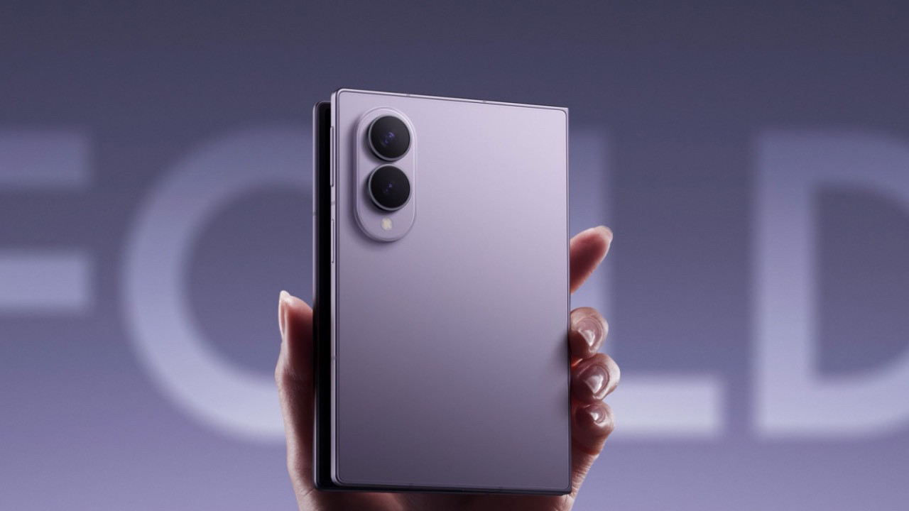 Samsung’un katlanabilir telefonları sahneye çıktı: İşte yeni modeller