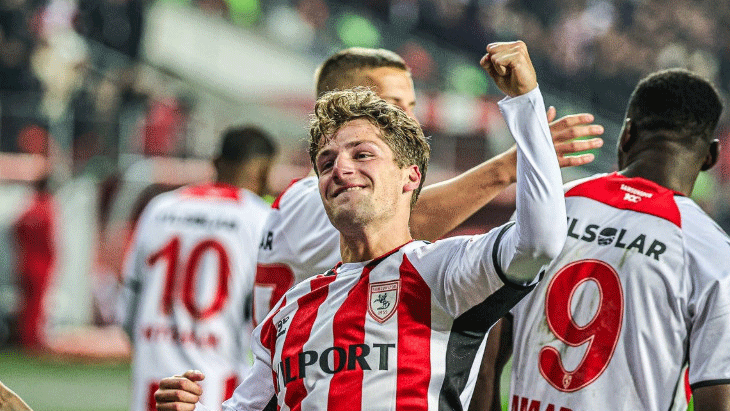 Samsunsporda ayrilik transferi duyurdular RY4j4IU4.jpg