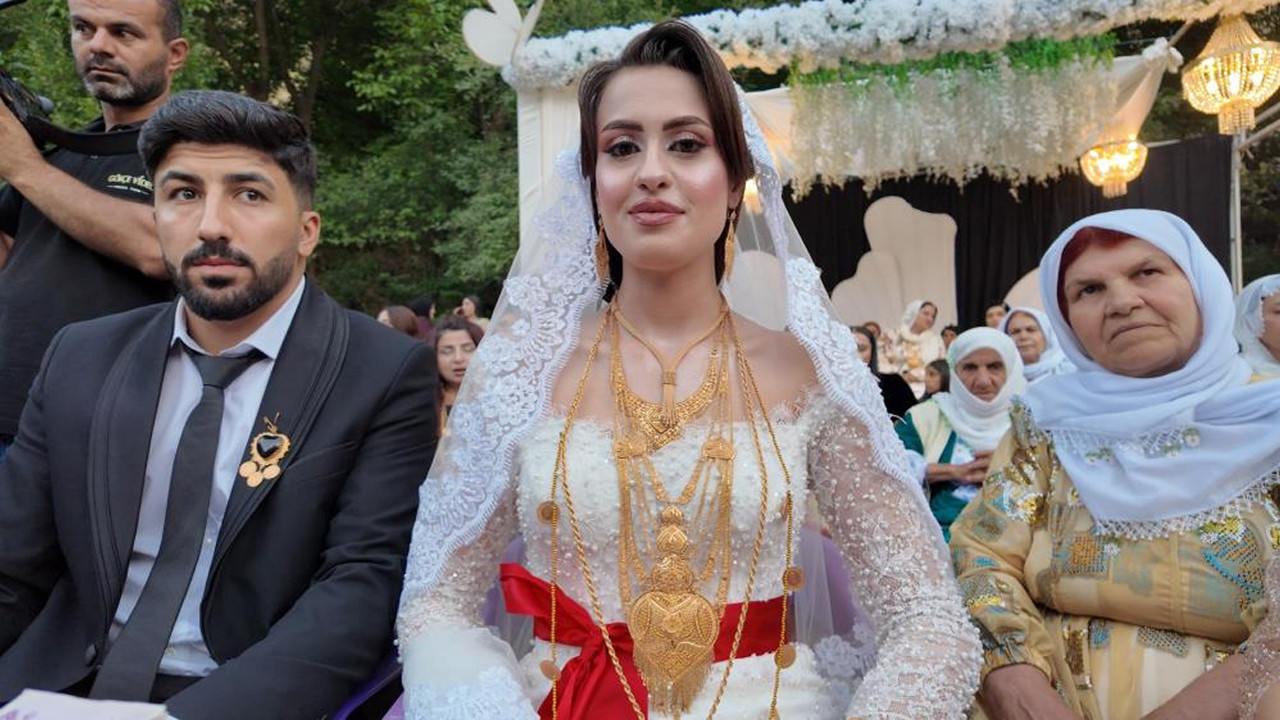 Şırnak’ta 2 gün 2 gece süren düğünde 6 milyon lira takı takıldı