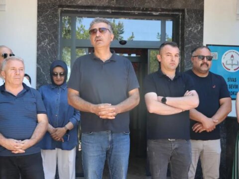 Sivasta ozel okul konkordato ilan etti veliler ayaklandi H3DIX2Z1.jpg