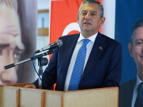 Siyasi liderlerden ozgur ozele tebrik mesajlari j8MRFgzy.jpg