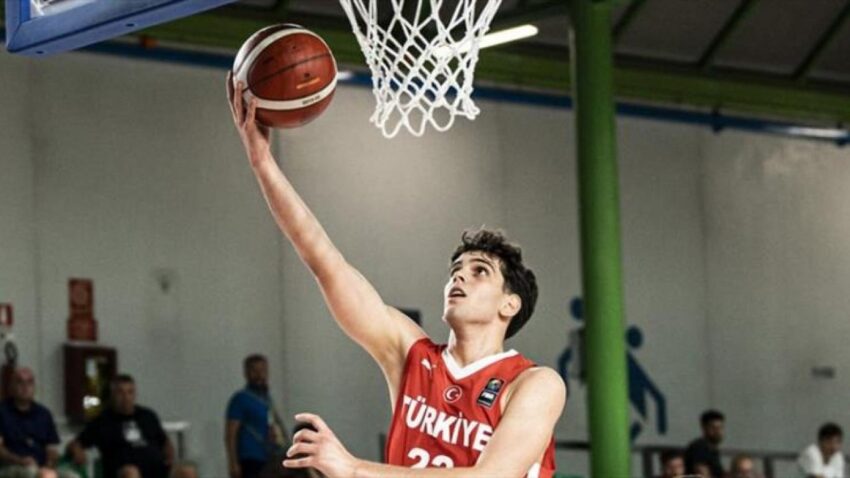 Son ceyrekte nefesler kesildi u18 milliler sirbistani devirdi LFbgXIzJ.jpg