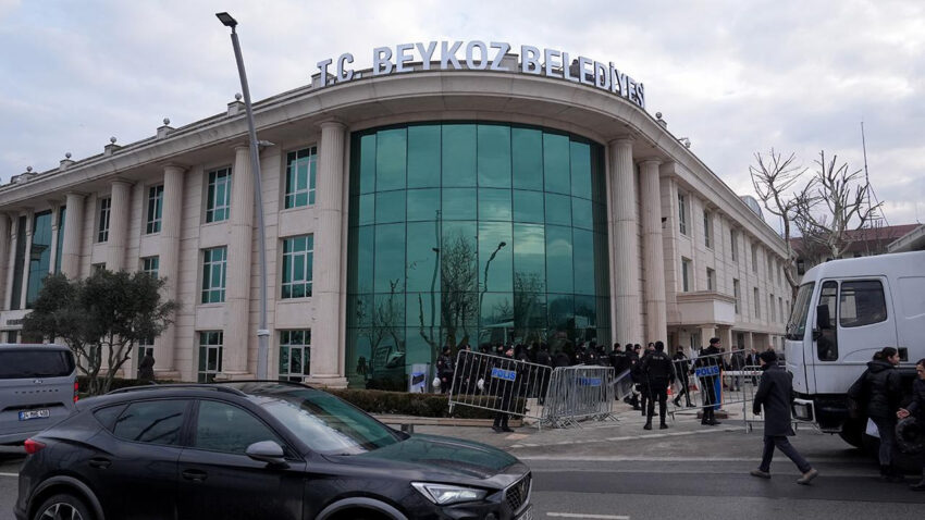 Son dakika beykoz belediyesi davasinda bir tahliye karari 5f5HACYM.jpg