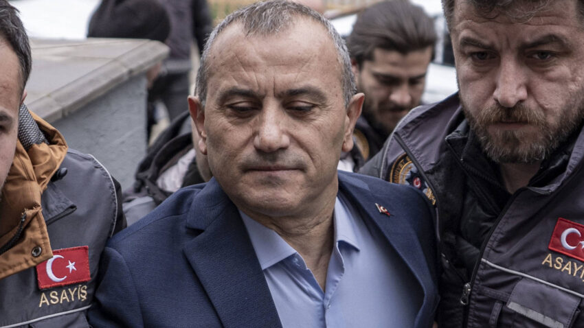Son dakika gulistan doku davasinda eski vali sonele bir tutuklama daha qfNOiMMN.jpg