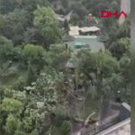Son dakika istanbulda siddetli firtina agaclar devrildi 6aQuDnVm.jpg