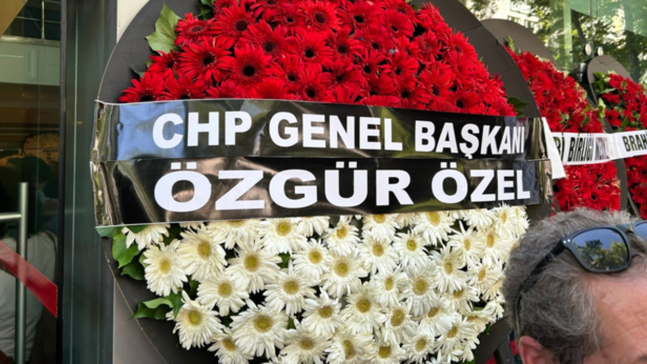 Son dakika | Kılıçdaroğlu’nun çelengi Ahmet Telli’nin cenaze törenine alınmadı! Geri gönderildi