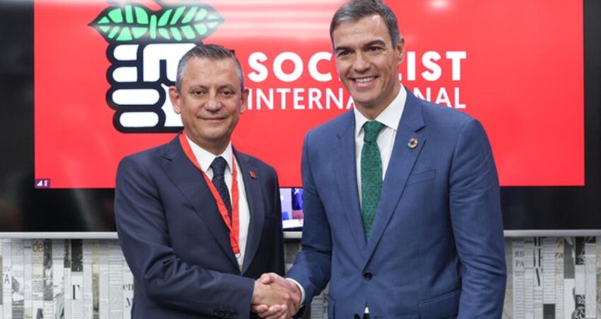 Sosyalist enteransyonal ve pedro sachezden yeni partiyi tebrik YTPIgTMy.jpg