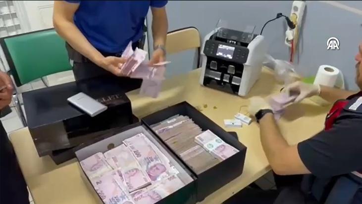 Soylemez kardeslere operasyon milyonlar ele gecirildi FL5rw7pR.jpg