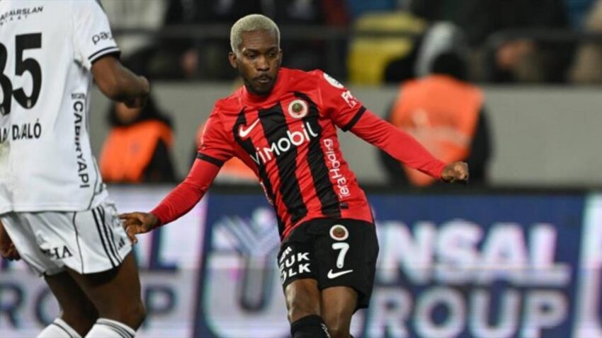 Super lig ekibi genclerbirliginde onyekuru gelismesi iCZZnagb.jpg