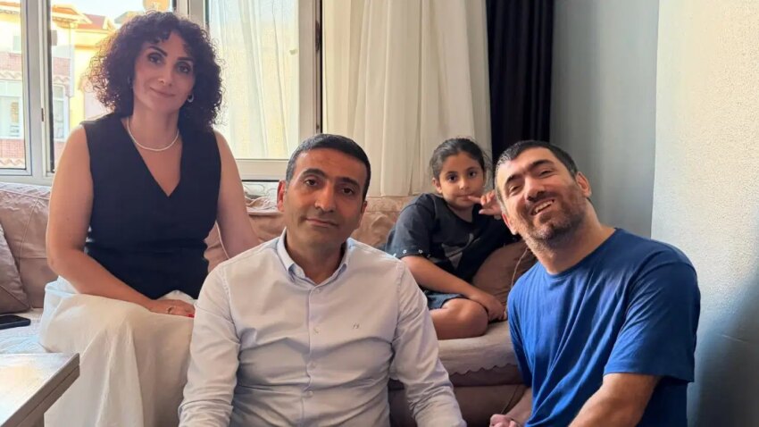 Tahliye edilmisti inan guney sozunu tuttu ilk ziyaretini soz verdigi engelli yurttasa yapti T5BIjpvW.jpg